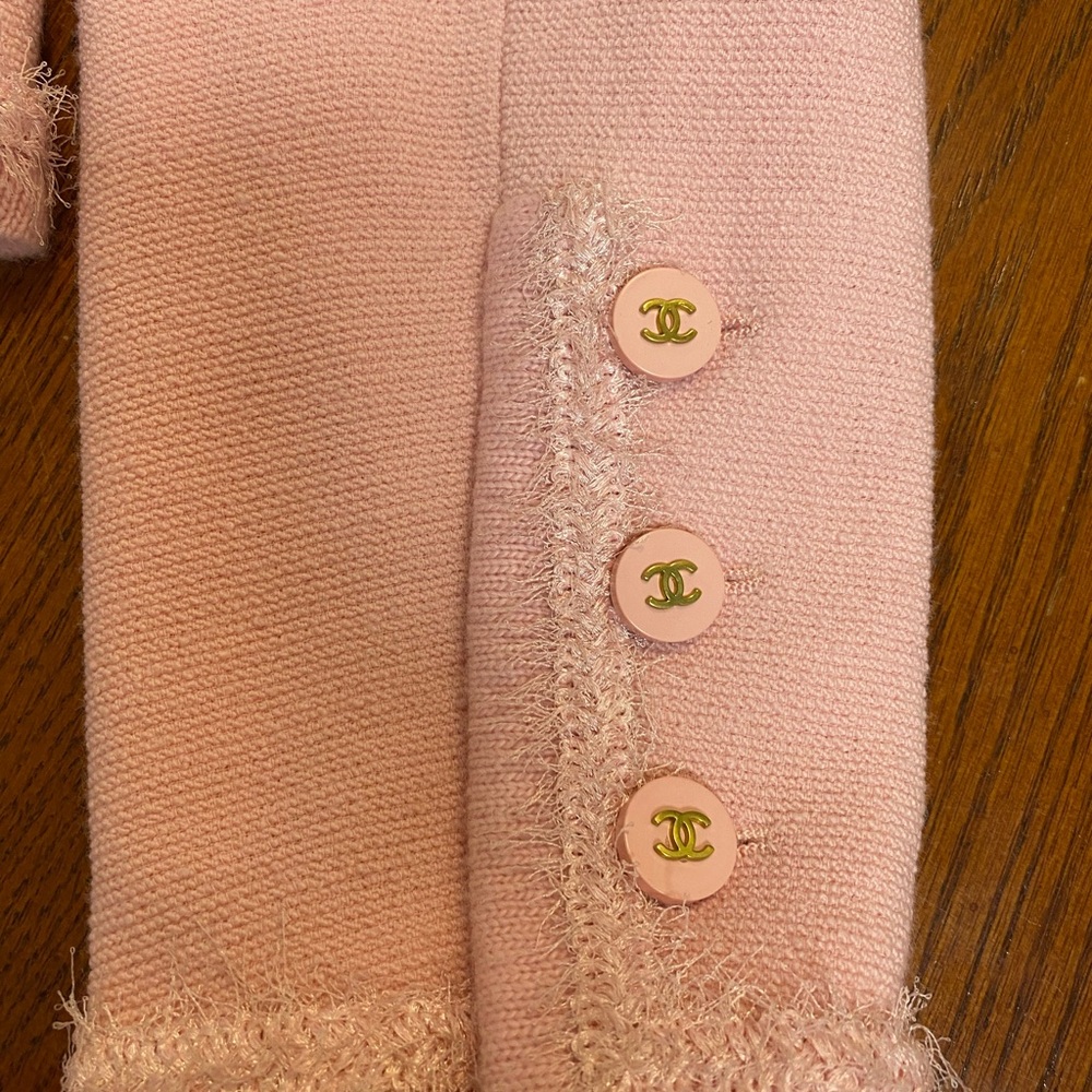 CHANEL Pink Wool coat w/ skirt ( set ) - Picture 8 of 12